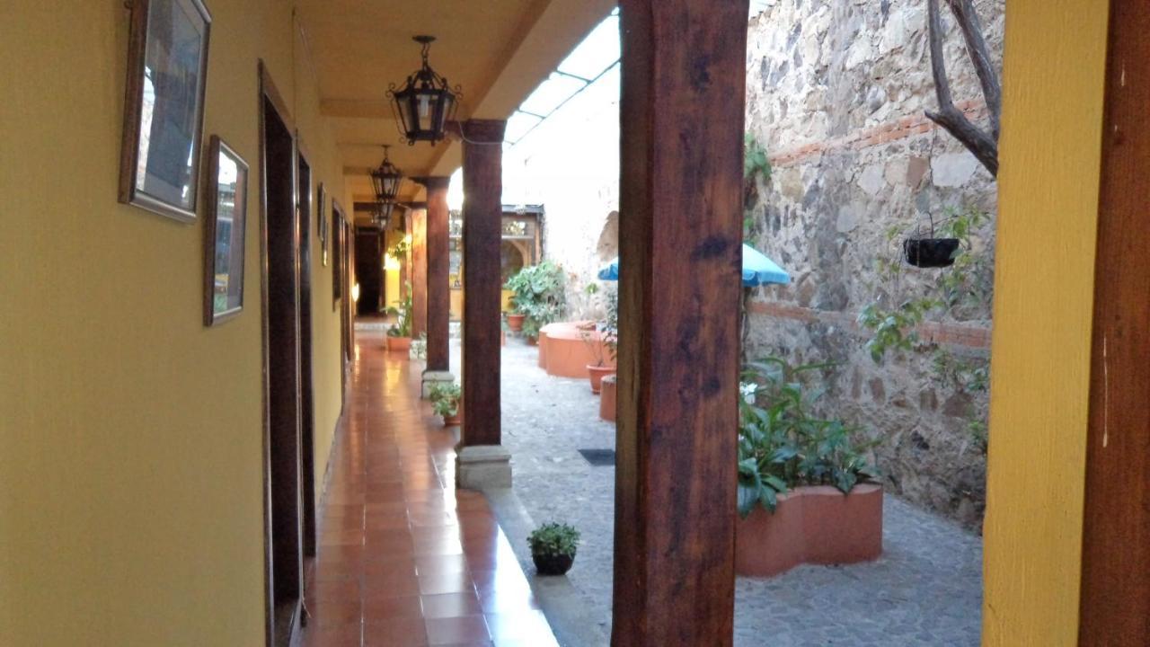 Chez Juanca Hotel Cafe Antigua Exterior foto
